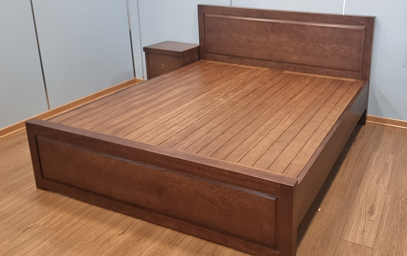 Giường ngủ gỗ hương vân G32