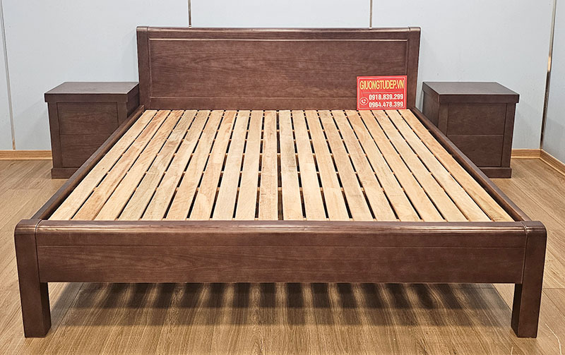 Giường Ngủ Chân Cao Gỗ Sồi