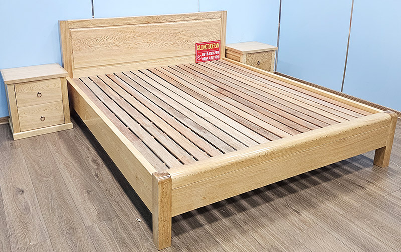 Giường Hiện Đại Chân Cao Gỗ Pơ Mu