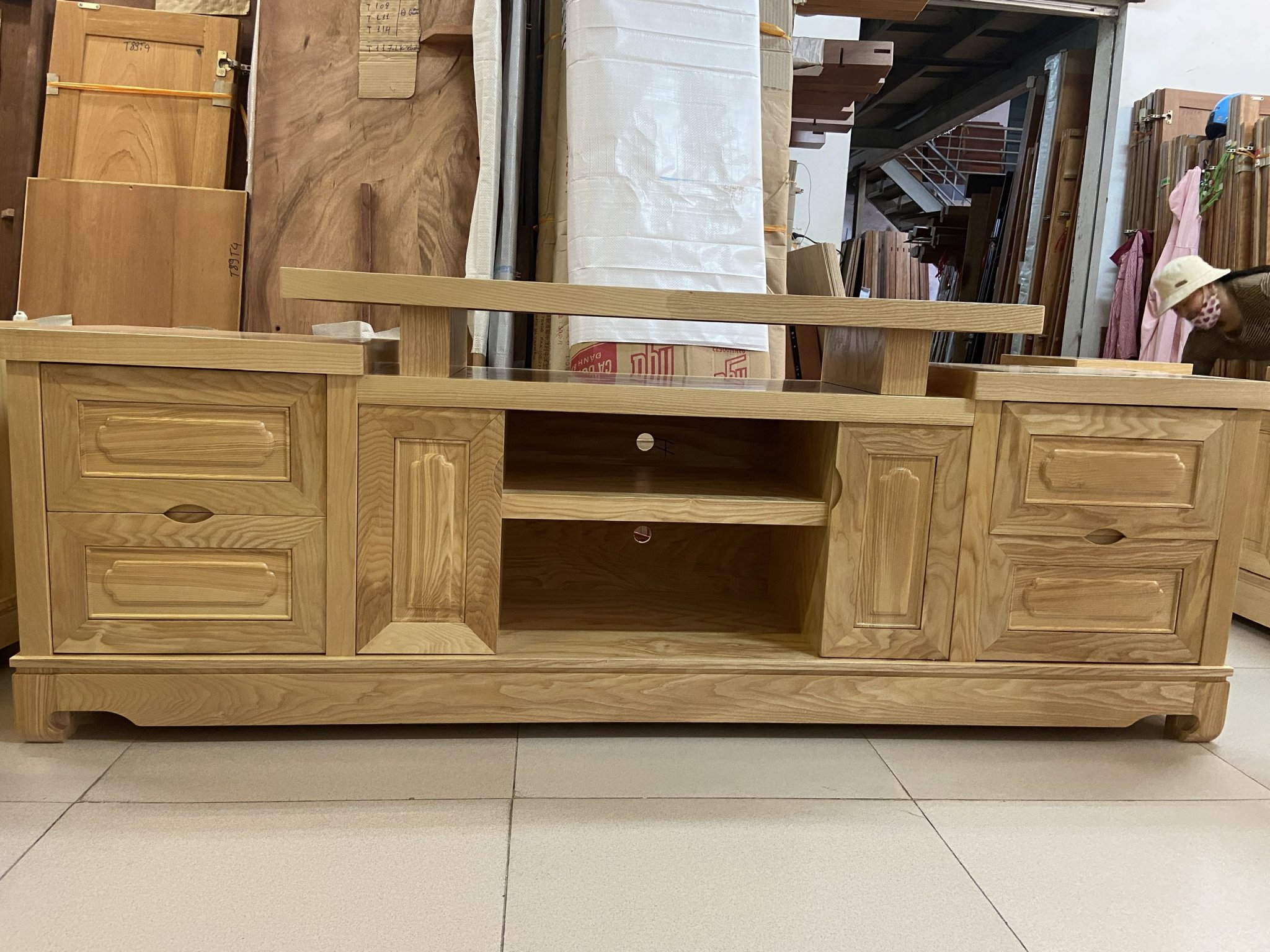 Kệ tivi gỗ sồi TV29